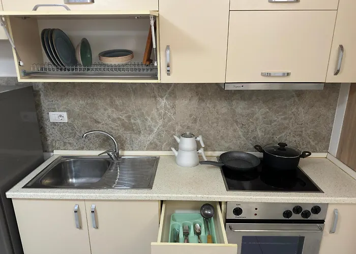 The Cozy Nest - Fully Loaded Lägenhet Tirana